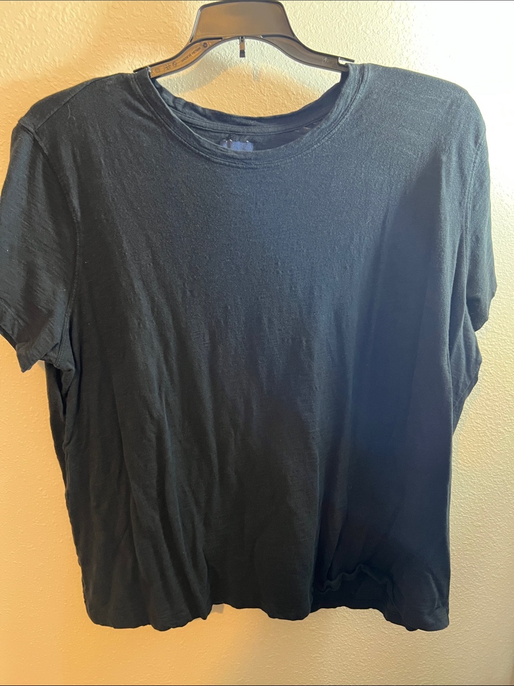 GAP Women's Black Short Sleeve Crewneck Tee